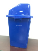 HQPC Poubelle en plastique Poubelle 100L en plastique avec couvercle pivotant carré