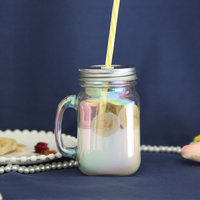 Bocal Mason nacré coloré avec poignée Tasse à eau en verre moderne avec couvercle Jus de paille pour boisson froide Sipper en verre de thé au lait