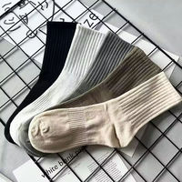 Chaussettes Montantes en Coton Pour Hommes, Vente en Gros, Haute Qualité, Faible MOQ, Tendance, Logo Personnalisé, Tricotées, Décontractées et Unies Colorées
