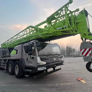 Used Zoomlion ZTC700 70Ton Mobile <b>Crane</b> EPA Compliant For Heavy Infrastructure Job Sites - Product Image 1