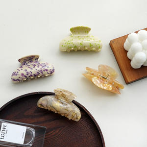 Fashion Simple 8.8cm Half-moon <b>Spotted</b> Acetate PVC Hair Claws Low Price Claw Clips Custom Wholesale - Product Image 6