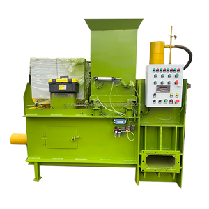 Compresseur hydraulique machine à balles de <span class=keywords><strong>foin</strong></span> ensilage machine à balles de riz machine à balles de sciure de bois prix du fabricant - Product Image 2