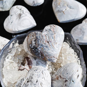 Cristaux polis de haute qualité en gros, pierres de guérison en cristal de diamant, agate dendritique en forme de cœur, 50-70 mm, cadeaux de mariage européens - Product Image 5