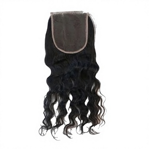 Vente en gros économique de <span class=keywords><strong>Cheveux</strong></span> humains indiens vierges bruts 100% à cuticules alignées, longs, simple tirage, Remy, avec closure 4*4, ondulés, crépus, Super Wave <span class=keywords><strong>naturel</strong></span> - Product Image 1