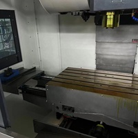 Centre d'usinage vertical VM1160 Machine de fraisage CNC Nombre d'axes 5/4/3