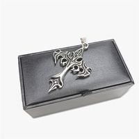 Collier en acier inoxydable et bambou, style flamme vintage, pendentif croix unisexe, accessoire, le plus vendu en 2024 pour le commerce extérieur