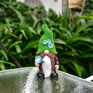 Venta al por mayor de figuritas divertidas de Gnomo de Pascua, estatuas decorativas de resina para jardín, material de poliresina - Product Image 1