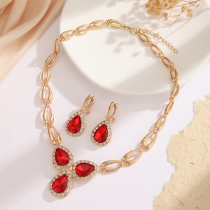 Parure Collier et Boucles d'Oreilles en Cristal et Strass Style Luxe Léger Européen-Américain pour Femme, Chaîne Cubaine Exagérée pour Clavicule, Bijoux Tendance - Product Image 4