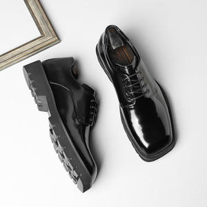 Chaussures décontractées pour hommes personnalisées, à lacets, taille 44, bout carré, en cuir noir, semelle épaisse, chaussures habillées et richelieu pour hommes - Product Image 3