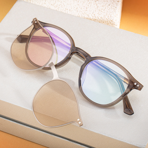แว่นกันแดด Partagas แฟชั่นทันสมัย โลโก้สั่งทำได้ กรอบ TR90 ทรงกลม เปลี่ยนสีได้ ป้องกันแสงสีฟ้า UV400 สำหรับผู้หญิงและผู้ชาย - Product Image 2
