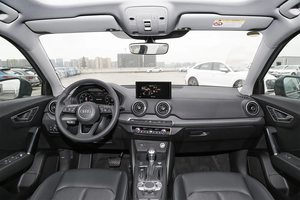 Voitures de marque allemande pour <span class=keywords><strong>Audi</strong></span> Q2L E-tron 2019 Luxury Suv Electric Cars Au-di Pure Electric Smart Cool Drive Electric SUV for Home - Product Image 3