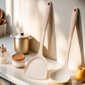 Juego de Espátulas de Silicona de 4 Piezas, Resistentes al Calor, Antiadherentes, Utensilios de Cocina, Cucharón, Cuchara Ranurada, Espátula de Grado Alimenticio - Product Image 2