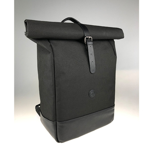 Mochila de Viaje Ecológica Personalizada, Impermeable, con Cierre Enrollable, de Lona Degradable y Moderna - Product Image 2