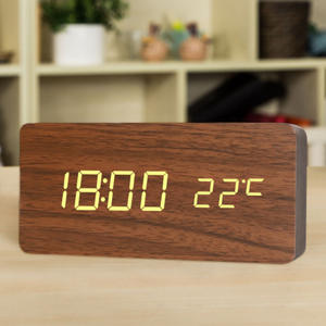 Reloj Despertador Retro de Madera al por Mayor, Silencioso, LED Luminoso, Electrónico, Moderno para Sala de Estar y Mesita de Noche - Product Image 1