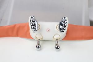 Masseur électrique pour le cou à chaud, vente chaude 2025, avec chaleur apaisante, massage intelligent, marteau de massage, silicone, ABS - Product Image 2