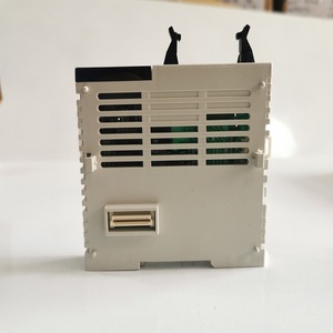 Controlador Programable Mitsubishi Electric FX5-32ER/ES 32 I/O, Módulo PLC Fabricado en Japón - Product Image 4