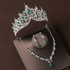 Set da Sposa Europeo e Americano in <span class=keywords><strong>Tre</strong></span> Pezzi, Corona da Principessa per Adulti con Strass Verdi, Lussuosa e Sontuosa - Product Image 5