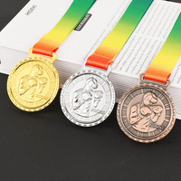 Fabricant personnalisé métal émail souvenir 5km 10km demi-marathon course à pied médaille de boxe avec ruban