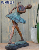 Sculpture de danseuse de ballet en bronze en métal de taille réelle faite à la main de haute qualité pour l'extérieur du jardin à vendre
