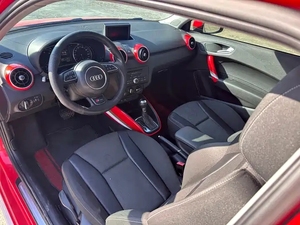 <span class=keywords><strong>Audi</strong></span> <span class=keywords><strong>A1</strong></span> AWD Quattro 2020 2021 <span class=keywords><strong>2022</strong></span>, Versión Premium Plus 45 TFSI, Sedán de 4 Puertas, Auto Usado, Asientos de Cuero, Volante a la Izquierda - Product Image 5