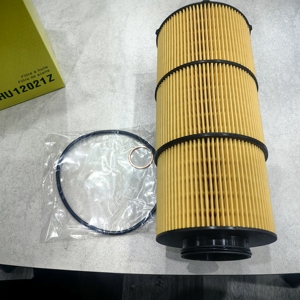 工場は、E523HD373、HU12021z、P582506、A4721842525など、高品質のディーゼルエンジンオイルフィルターをバルクで販売しています。 - Product Image 5