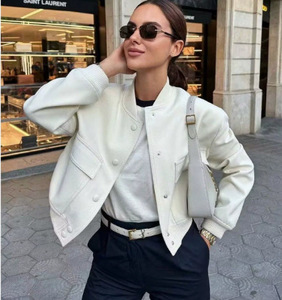 Chaqueta de Moda para Mujer IStapromo con Bolsillos Grandes y Nueva Llegada para Damas Modernas - Product Image 1