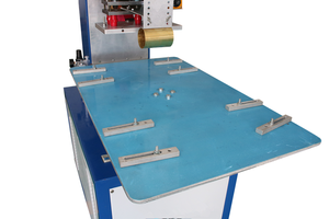 Máquina de Soldadura de Alta Frecuencia de 5-8KW para Sellado de Blísteres de PVC, Máquina de Sellado de Blísteres de Alta Frecuencia - Product Image 1