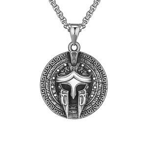Maschera vichinga spartana retrò Cross-border collana uomo in acciaio titanio collana all'ingrosso casco fatto a mano collana da uomo - Product Image 1