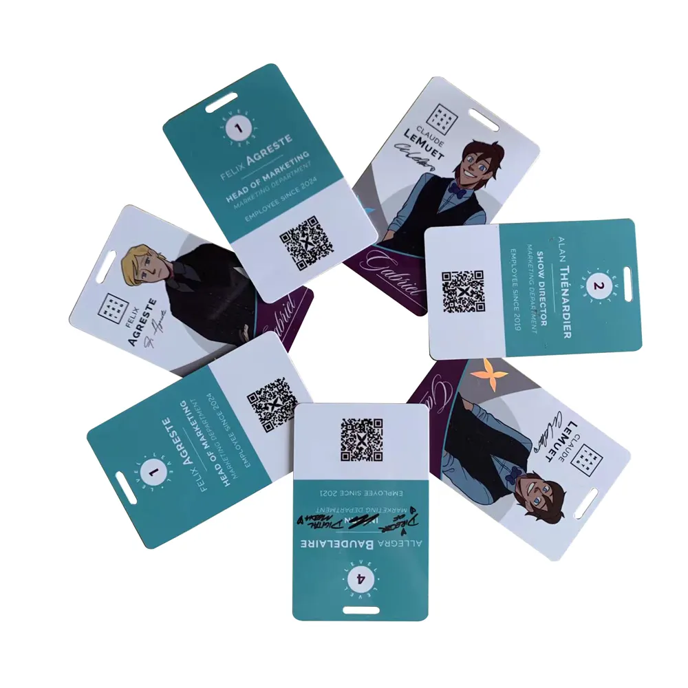 사용자 정의 디자인 QR 인쇄 카드 0.76mm 홀로그램 스탬프 PVC 카드 펀치 슬롯 구멍 인쇄 기프트 카드 이름