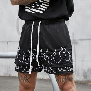 Shorts de sport pour homme de haute qualité à double couche en mesh 2 en 1, impression de logo personnalisé, shorts de basket-ball en mesh pour homme - Product Image 2