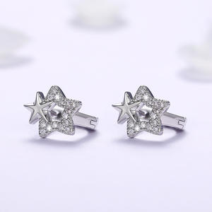 Orecchini a lobo con cristalli a forma di stella per donna, in argento 925 placcato rodio color oro bianco, gioielli da indossare tutti i giorni - Product Image 4