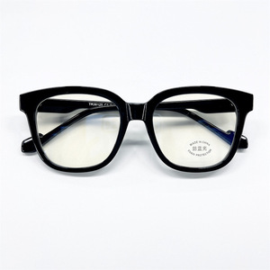 Monture de lunettes Qianai Square TR90, taille moyenne, anti-lumière bleue, unisexe, fabriquée en Chine - Product Image 1