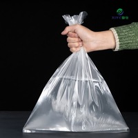 Fabrication de sacs en poly robustes grande taille PE Ldpe 30-150 micron pochette debout étanche à l'humidité pour l'emballage de l'eau
