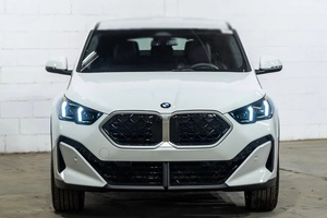<span class=keywords><strong>BMW</strong></span> <span class=keywords><strong>X2</strong></span> <span class=keywords><strong>sDrive18d</strong></span> SUV 2024 Usado en Buenas Condiciones, Listo para Enviar - Product Image 2