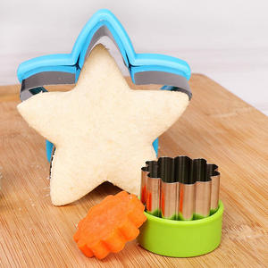 Dinosaure Coeur Étoile <span class=keywords><strong>Souris</strong></span> Formes En Acier Inoxydable Cookie Légumes Fruits Sandwich Cutter Ensemble Enfants Déjeuner Outils De Cuisson - Product Image 1