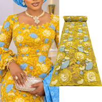 Tissu en dentelle guipure 3D à base jaune NI.AI, motif floral bleu et blanc, broderie ajourée, pour mariage africain, fête et soirée
