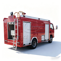 Mini camion de pompiers de 3 tonnes avec sirène d'urgence, feux stroboscopiques, petit réservoir d'eau de 3000 litres, véhicule de lutte contre l'incendie pour une intervention rapide