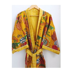 Robe de travail manuel Kantha vintage pour femmes à forte demande, longueur au genou pour vêtements de nuit disponible en vrac - Product Image 1