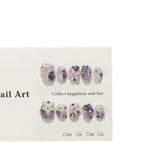 Faux ongles faits main de luxe avec petites fleurs bleues haut de gamme et strass intégrés, style court, pointes d'ongles de luxe avec strass incrustés - Product Image 1