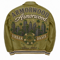 Veste universitaire sur mesure en cuir de vachette pleine fleur olive, broderie lourde, veste d'automne personnalisée pour homme avec appliques de strass