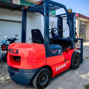 Transpaleta diésel <span class=keywords><strong>HELI</strong></span> usada de 2,5 toneladas con potente motor Isuzu 4X4 Drive, garantía de 6 meses - Product Image 1