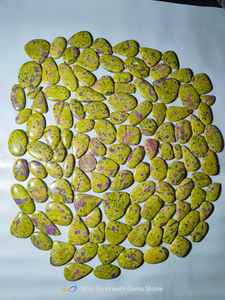 Atlanta Site personnalisé en gros vert Cabochon pierres précieuses en vrac approvisionnement d'usine en vrac naturel pour la fabrication de bijoux - Product Image 2