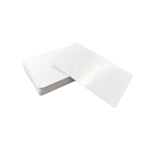 ISO18000 6C Tarjetas RFID de PVC en blanco R6P H9 M4QT RFID UHF Tarjeta blanca en blanco - Product Image 1