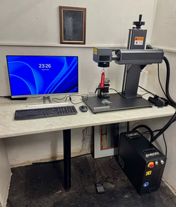 Máquina Láser de Alta Potencia de 100W <span class=keywords><strong>para</strong></span> Grabado de Moldes, Láser de Fibra JPT de 100W, Grabado en Relieve 2.5D, Nueva Máquina Láser 2026 <span class=keywords><strong>para</strong></span> Marcado Profundo - Product Image 4