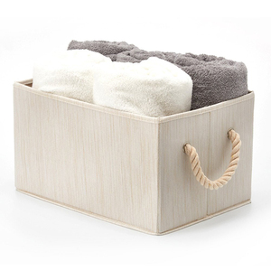 En <span class=keywords><strong>gros</strong></span> Personnalisé À La Main Pliable De Bébé En Tissu de <span class=keywords><strong>Feutre</strong></span> de Stockage Panier Avec Poignée - Product Image 1