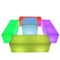 Chaise contemporaine cube illuminée par LED, banquette droite, lumière pour l'extérieur, hôtels-Matériau PE, tabourets de bar pour discothèque