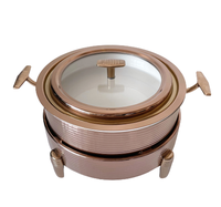 Luxe ronde roestvrijstalen chafing dish buffetwarmer met glazen deksel, geschikt voor catering, hotels, restaurants en banketten.