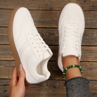 Sepatu Loafer Wanita Jerman Musim Panas 2026, Model Tali, Bagian Atas Jala, Sol Karet, Ujung Runcing, Anti Bau, untuk Latihan Outdoor