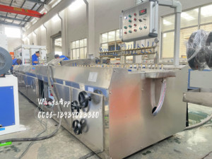 Wpc ประตูเครื่องเทคโนโลยีล่าสุด WPC พลาสติกประตูเครื่องทำ - Product Image 4