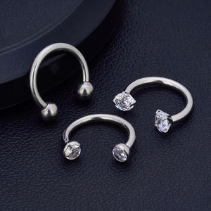 ต่างหูไทเทเนียม ASTM F136 รูปเกือกม้า สำหรับเจาะจมูก หู ริมฝีปาก กระดูกอ่อน ขนาด 16G ประดับเพชรซิคอน เหมาะสำหรับเจาะหู จมูก ริมฝีปาก กระดูกอ่อน - Product Image 5